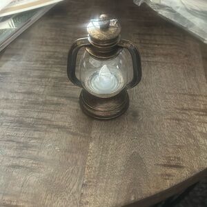 12 mini light up lanterns